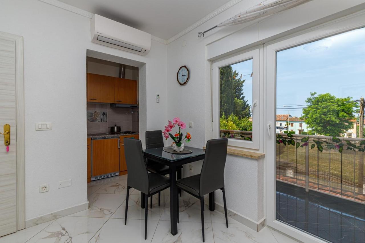 Genoa Rooms Poreč Extérieur photo